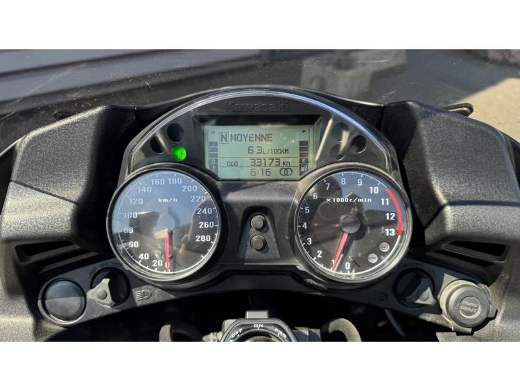 KAWASAKI GTR 1400