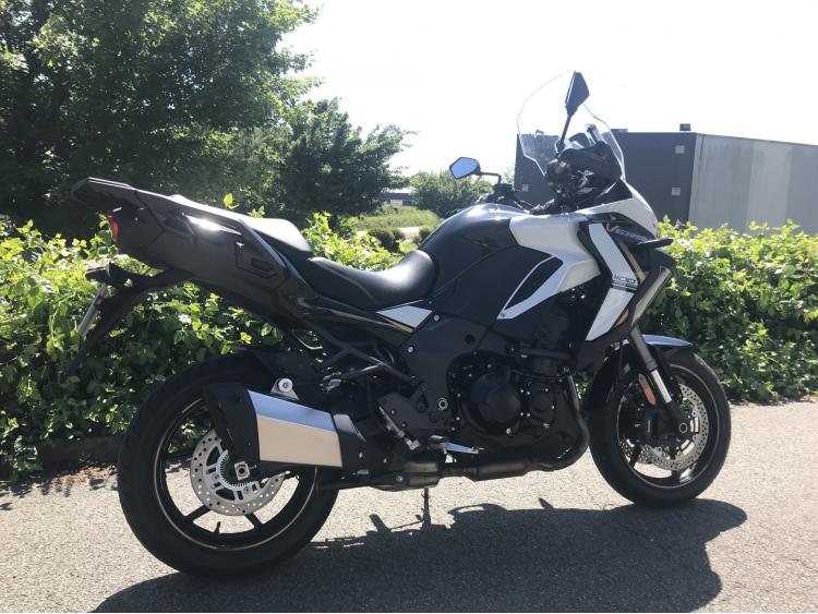KAWASAKI VERSYS 1100 SE