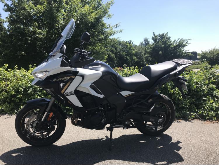KAWASAKI VERSYS 1100 SE