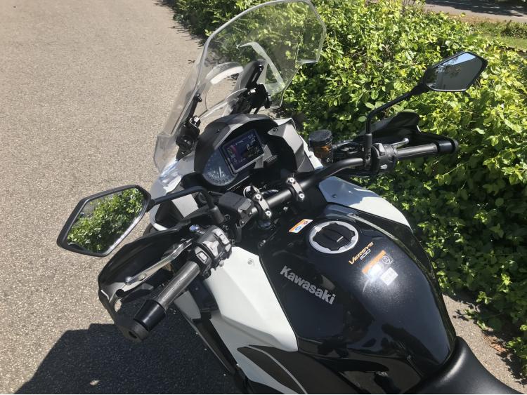 KAWASAKI VERSYS 1100 SE