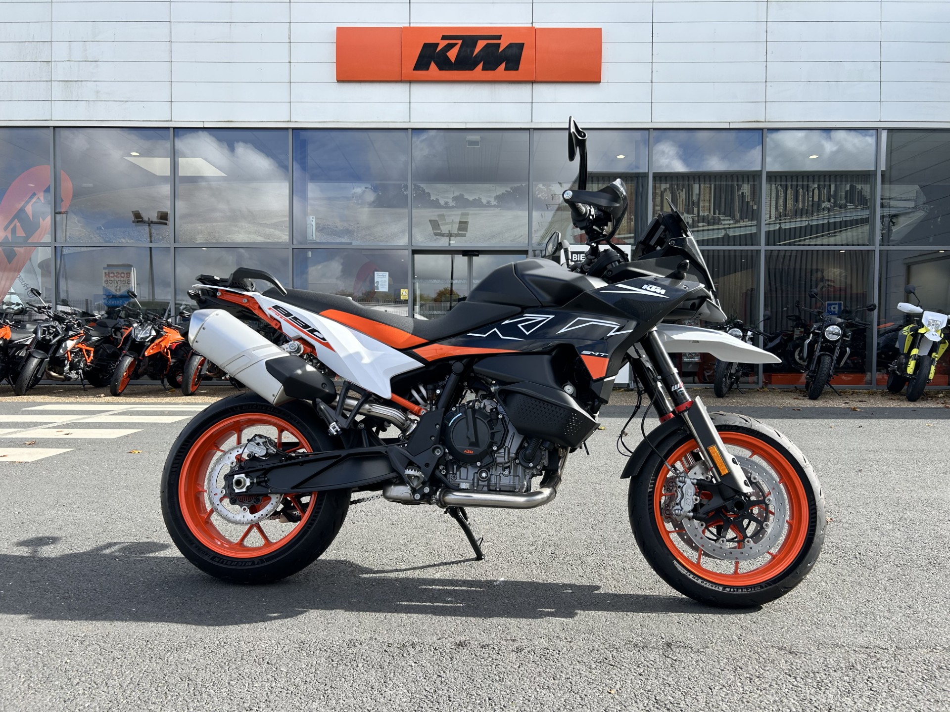 KTM 890 SMT