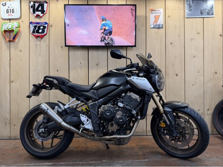 HONDA CB 650 R / 15848 KM / GARANTIE 12 MOIS 