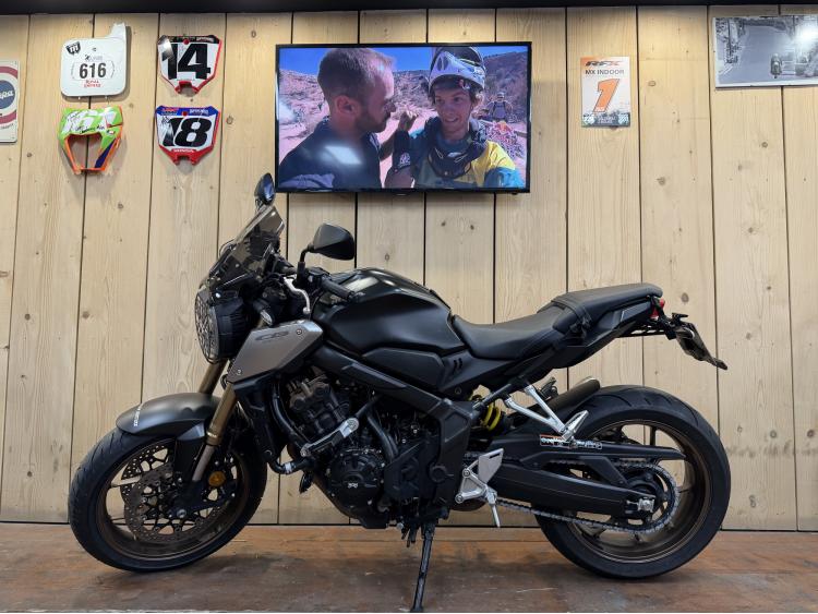 HONDA CB 650 R / 15848 KM / GARANTIE 12 MOIS 