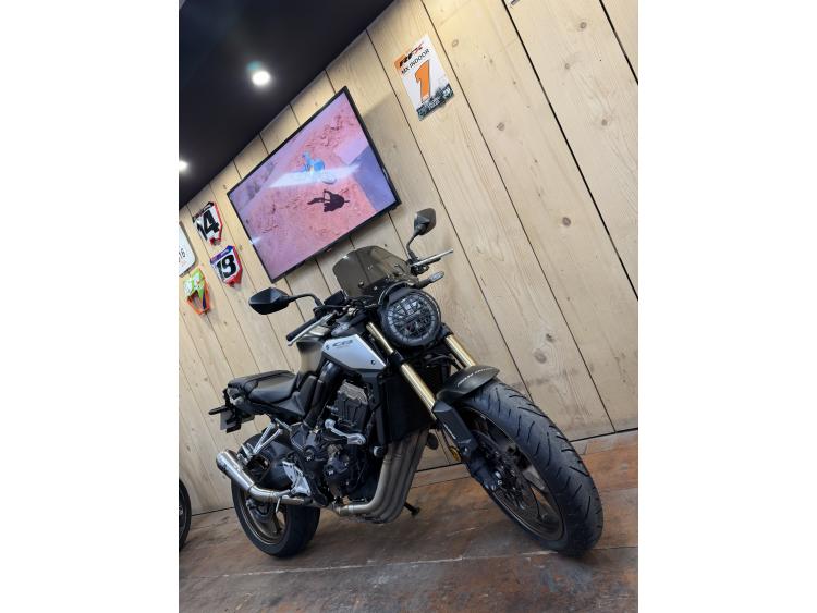 HONDA CB 650 R / 15848 KM / GARANTIE 12 MOIS 