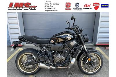 YAMAHA XSR 700
