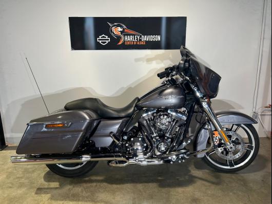 HARLEY-DAVIDSON TOURING STREET GLIDE 1690