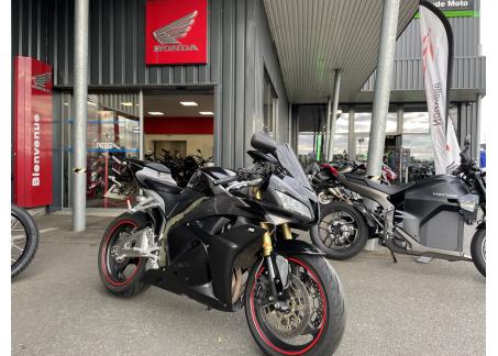 HONDA CBR 600 RR