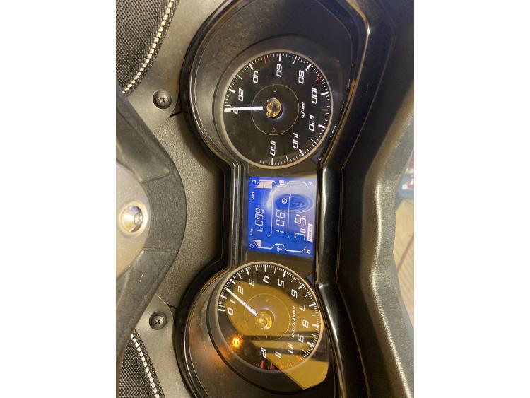 YAMAHA X-MAX 125 TECH MAX / X MAX 125