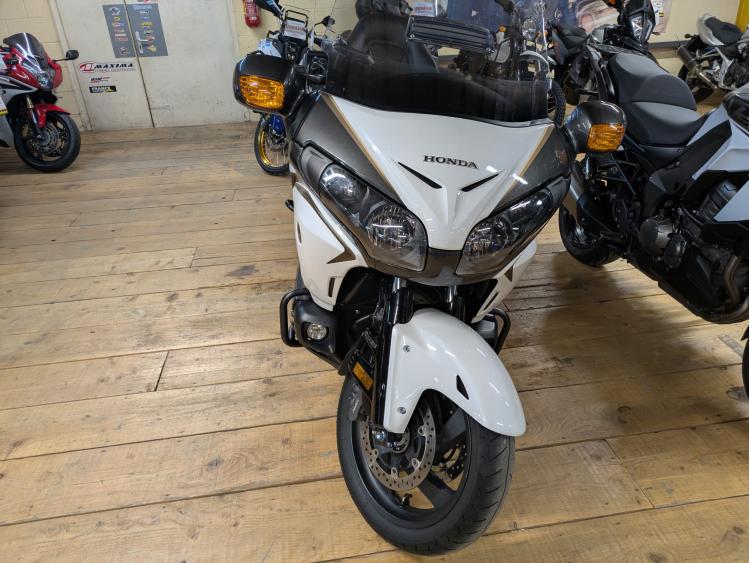HONDA GL 1800 GOLDWING AIR BAG GPS