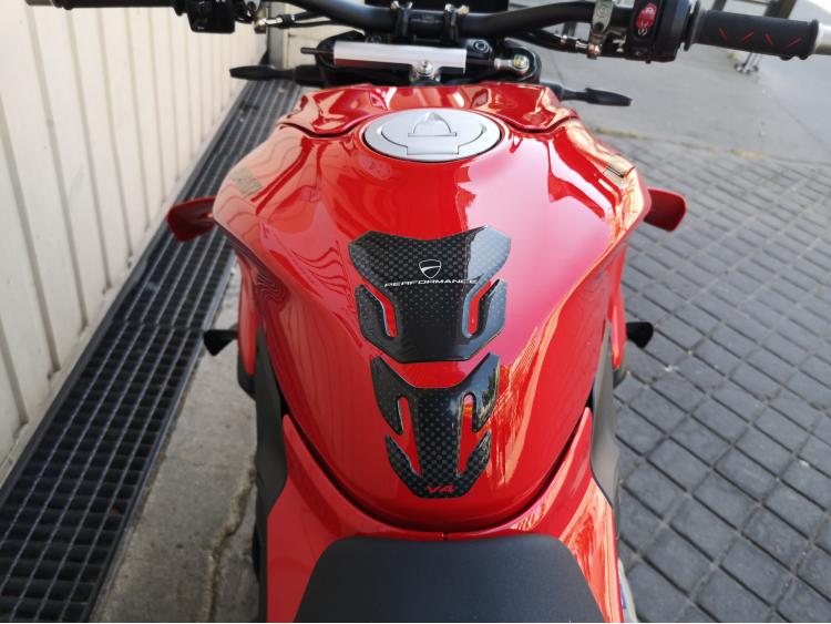 DUCATI STREETFIGHTER V4 2025