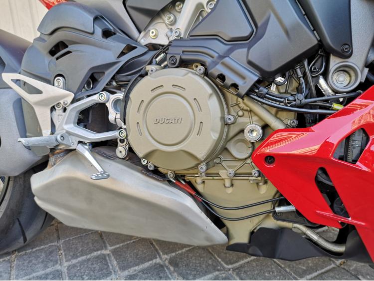 DUCATI STREETFIGHTER V4 2025