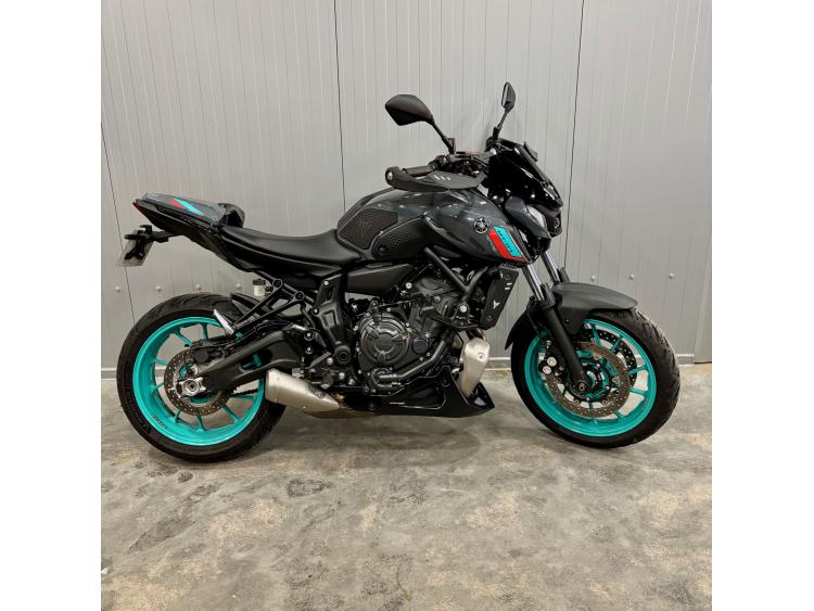 YAMAHA MT-07