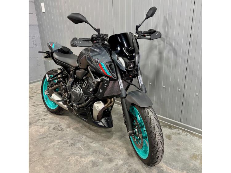YAMAHA MT-07