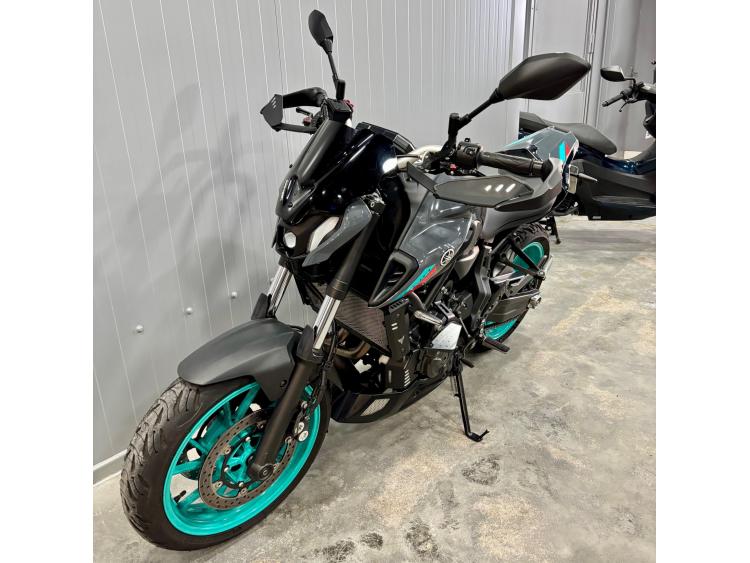 YAMAHA MT-07
