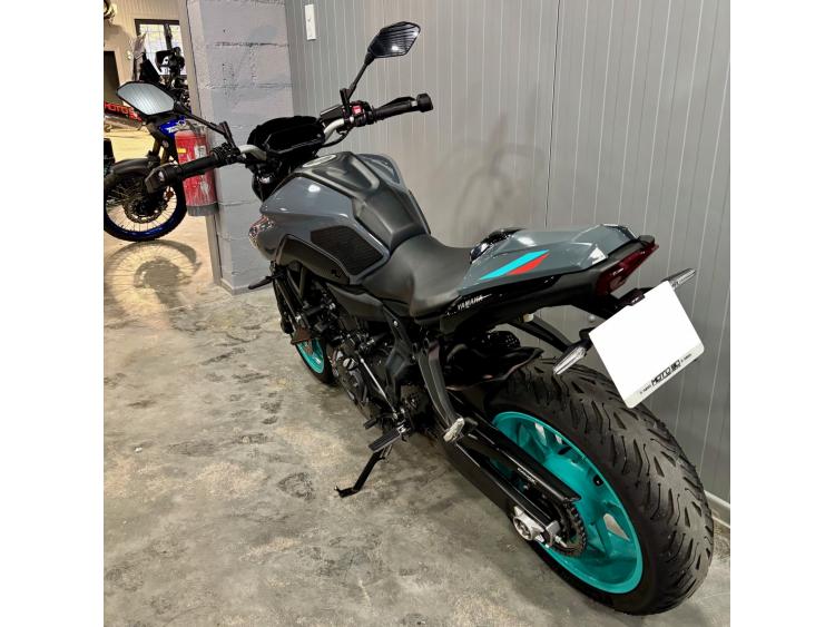 YAMAHA MT-07