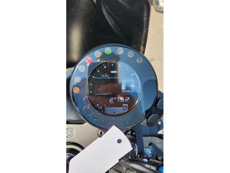 YAMAHA XSR 700 XTRIBUTE