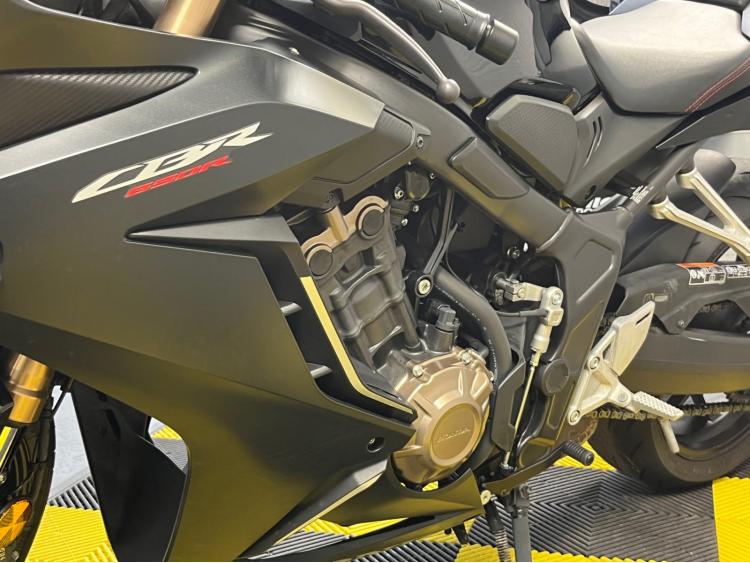 HONDA CBR 650  RA  MY22