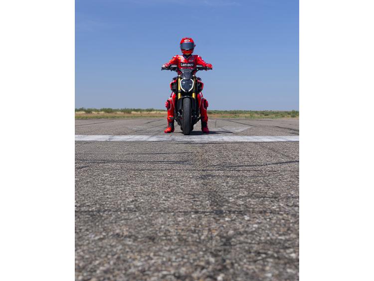 DUCATI Diavel V4 RS