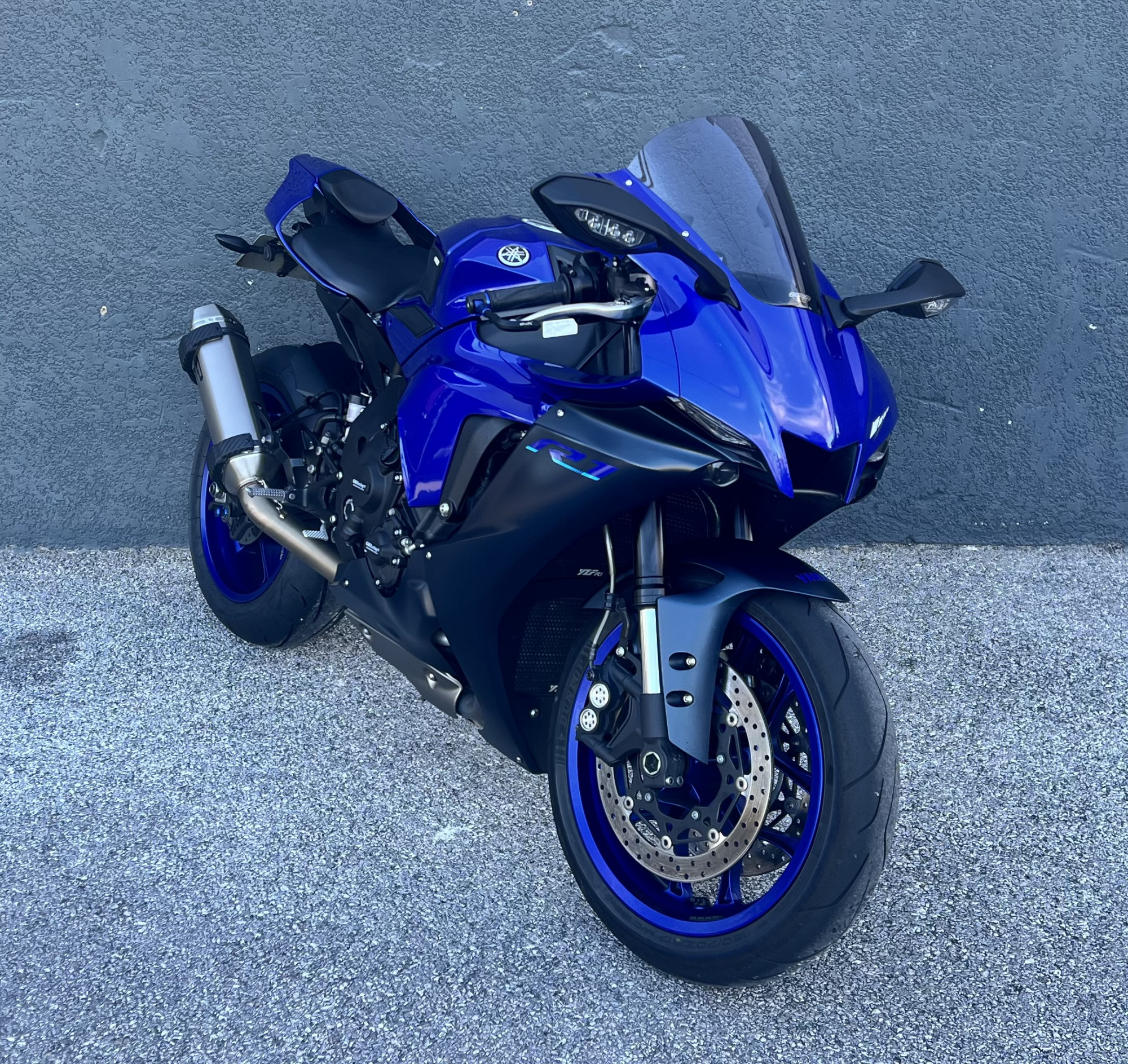 YAMAHA YZF 1000 R1 CROSS PLANE