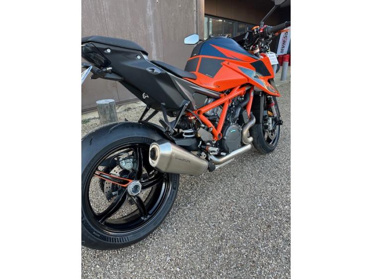 KTM 1290 SUPER DUKE R