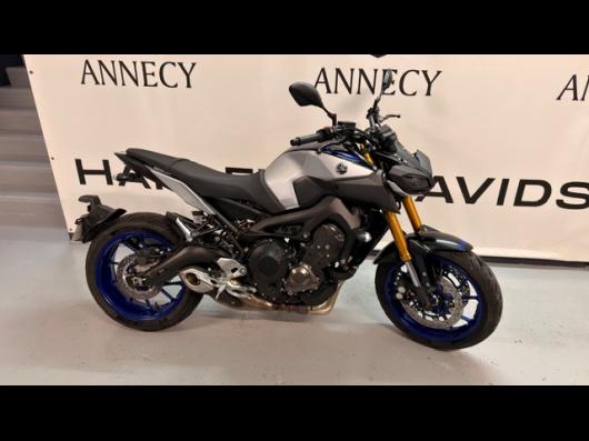YAMAHA MT-09 SP