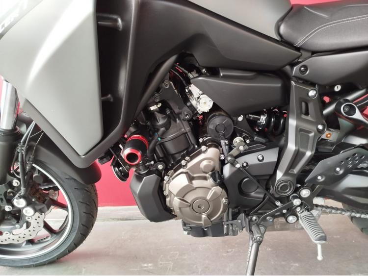 YAMAHA TRACER 700 (A2) + EQUIPEMENTS