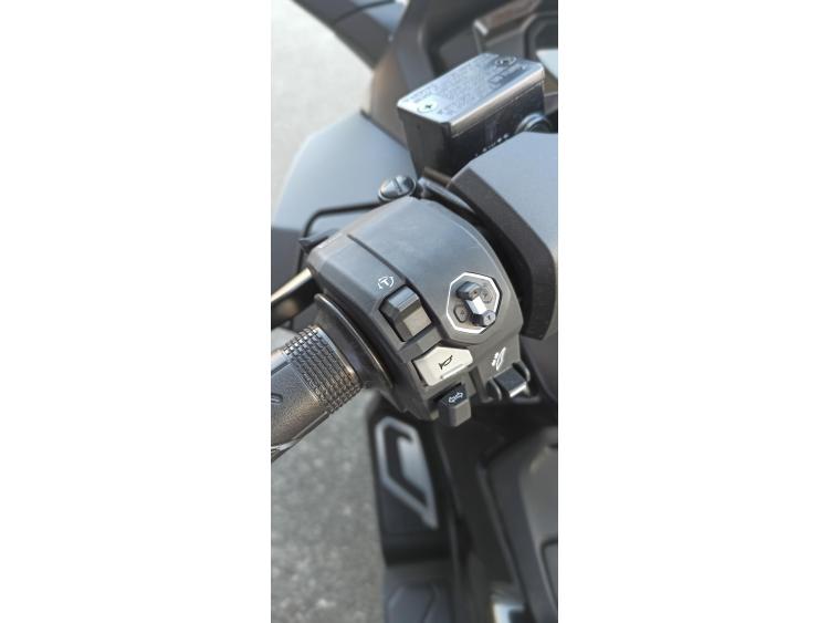 HONDA NSS FORZA SMART TOP BOX SPECIALE EDITION
