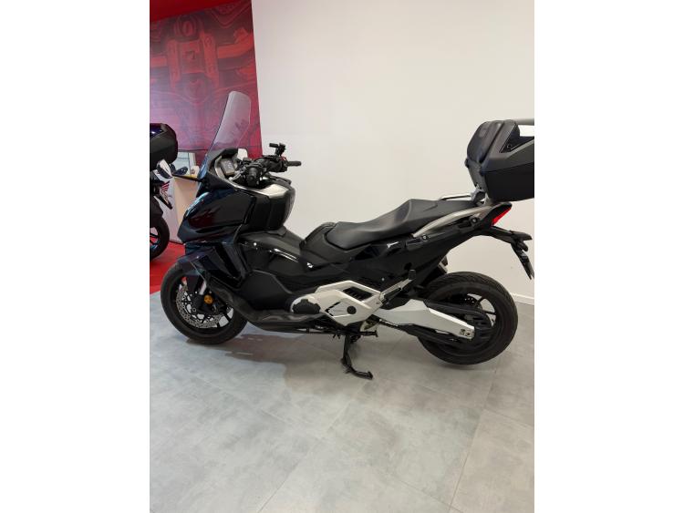 HONDA FORZA 750
