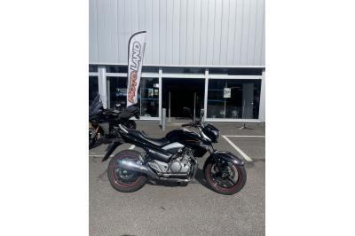 SUZUKI GW 250 INAZUMA