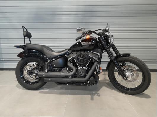 HARLEY-DAVIDSON SOFTAIL STREET BOB 1745