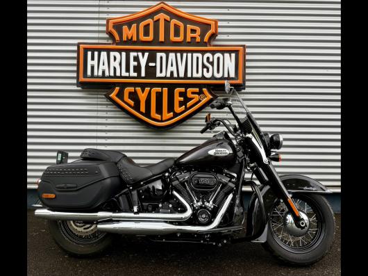 HARLEY-DAVIDSON SOFTAIL HERITAGE 1868 CLASSIC