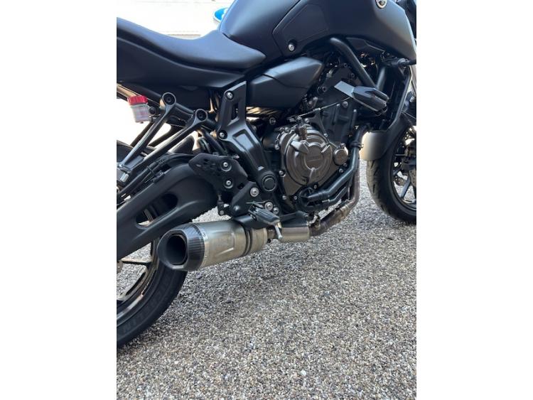 YAMAHA MT-07