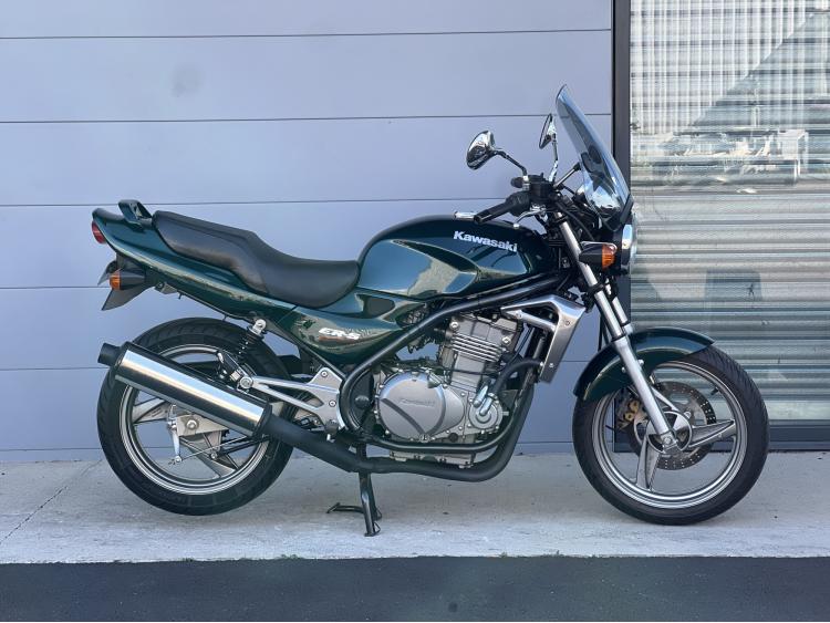 KAWASAKI ER-5