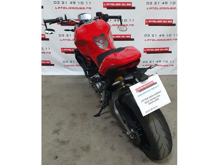 DUCATI MONSTER 821