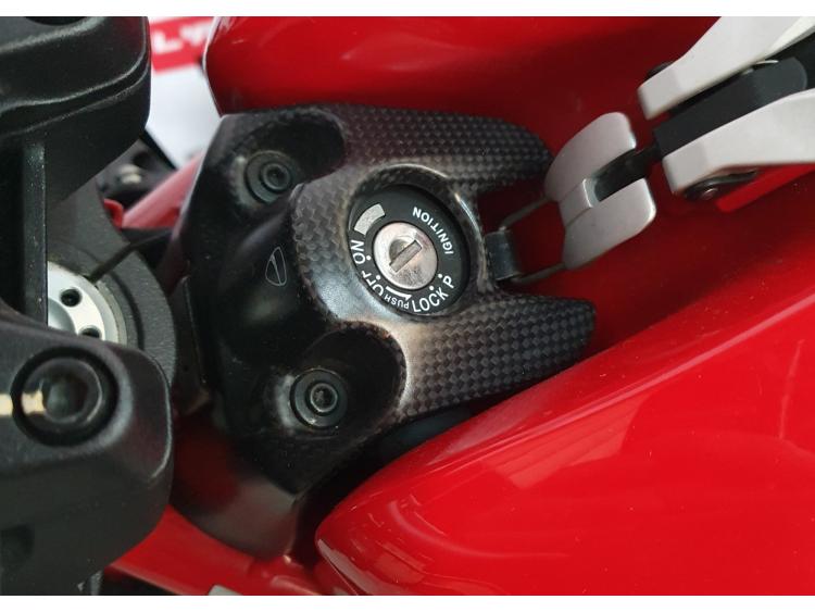 DUCATI MONSTER 821