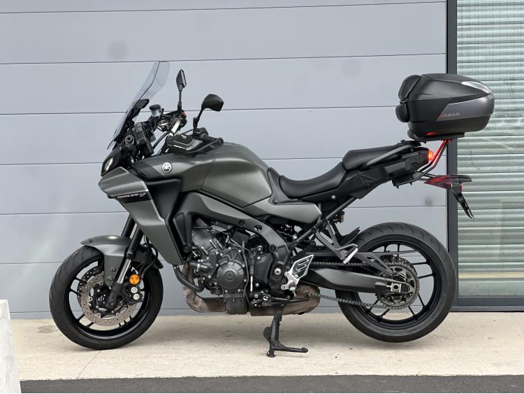 YAMAHA TRACER 9