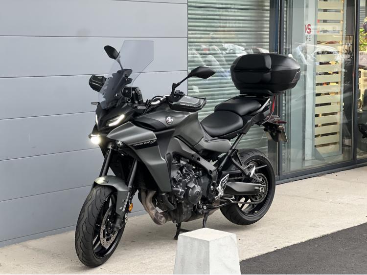YAMAHA TRACER 9