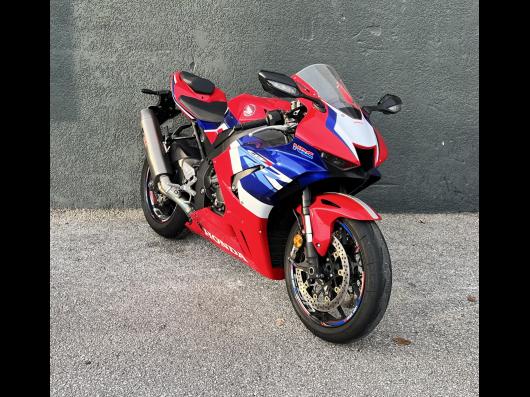 HONDA CBR 1000 RR FIREBLADE