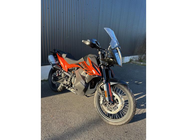 KTM 890 ADVENTURE