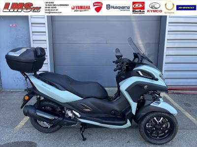 YAMAHA TRICITY 300