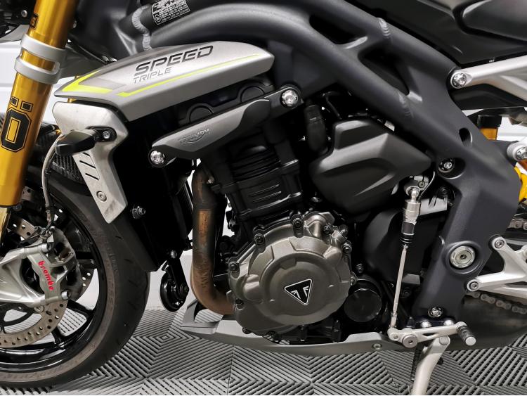 TRIUMPH SPEED TRIPLE 1200 RS - 1200RS