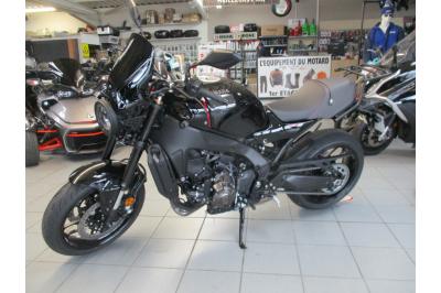 YAMAHA XSR 900