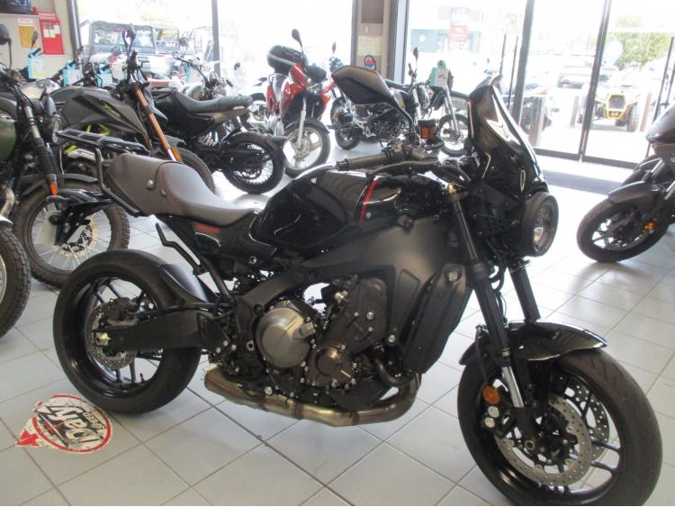 YAMAHA XSR 900