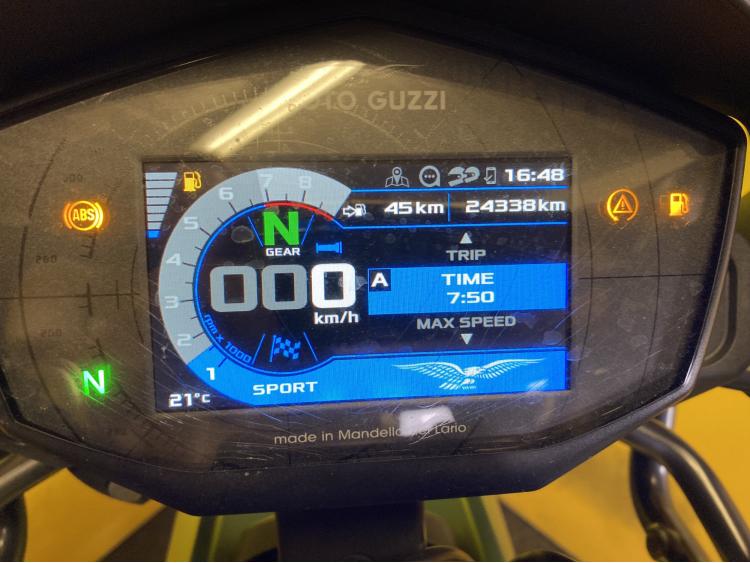 MOTO GUZZI V85 TT TRAVEL PACK 850