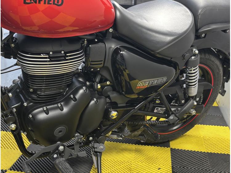 ROYAL ENFIELD METEOR 350