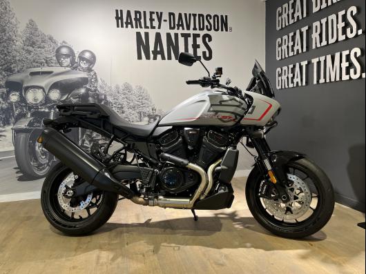HARLEY-DAVIDSON ADVENTURE PAN AMERICA 1250 ST