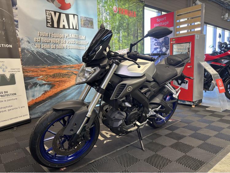 YAMAHA MT-125