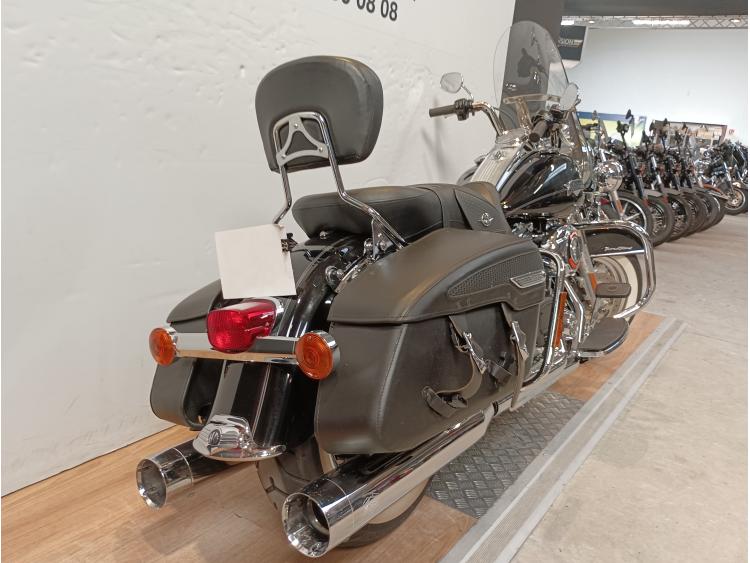 HARLEY DAVIDSON ROAD KING