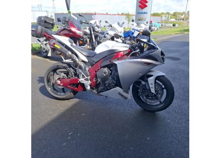 YAMAHA YZF 1000 R1 CROSS PLANE