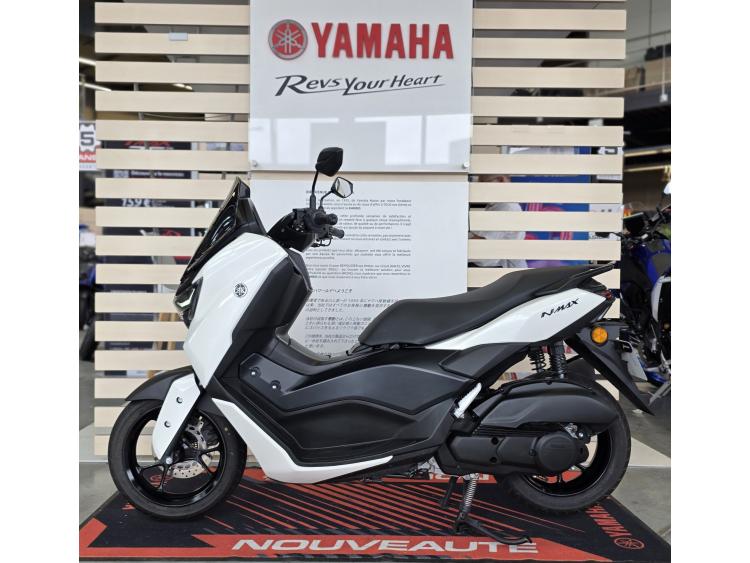 YAMAHA NMAX 125